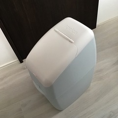 アプリカ　オムツ　ゴミ箱