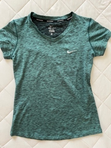 NIKEウェア　新品