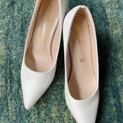 超美品　パンプス