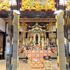滋賀県南草津のお寺でヨガの画像