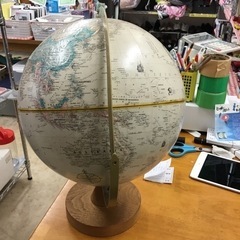 地球儀(アメリカ製)の画像