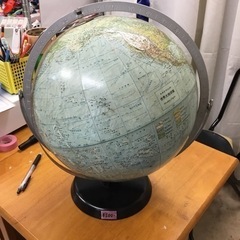 地球儀(リーダーズダイジェスト)の画像