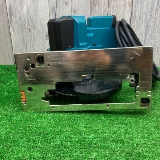 中古品△マキタ 165mm 電子マルノコ HS6303　