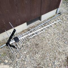 地上デジタルアンテナ八木式ＵＨＦ２０素子の画像