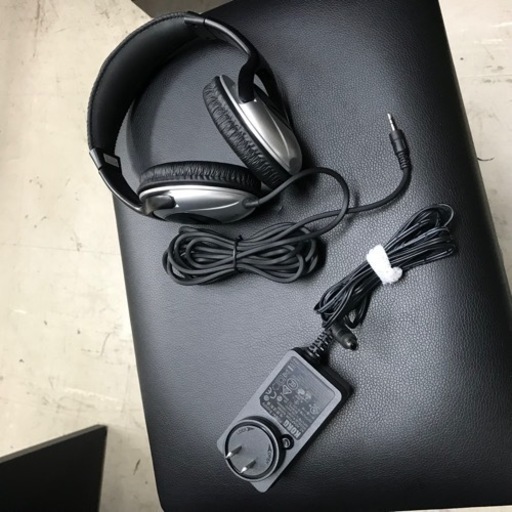O2304-638 KORG デジタルピアノ 2018年製 ヘッドホン付 動作確認済 キズ、汚れ有 現状お渡し