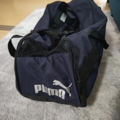 PUMA 旅行バッグの画像