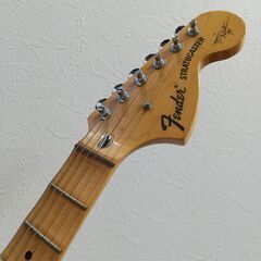 【中古品】Fender Japan フェンダー・ジャパン Custom Edition カスタムエディション Yngwie Malmsteenイングヴェイ・モデル〈ギタースタンド・ソフトケース・弦・ストラップ付〉E1CP0501の画像