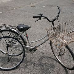 手渡しの自転車、近隣の方優先