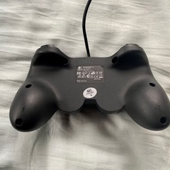 PC用ゲームコントローラー　ロジクールの画像