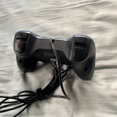 PC用ゲームコントローラー　ロジクールの画像