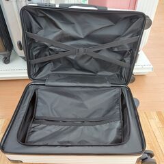 ★ジモティ割あり★  スーツケース  H40×D24×W60 クリーニング済み YJ009の画像