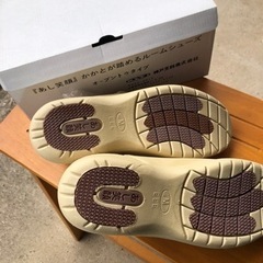 新品未使用　介護　靴　シューズ　M 23.0〜23.5 ベージュの画像