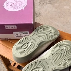 新品未使用　介護　靴　シューズ　24.0 アイボリーの画像