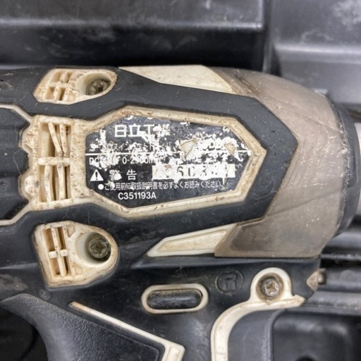 中古品△HiKOKI(ハイコーキ) 18V  インパクトドライバー　充電器・バッテリー２点付き