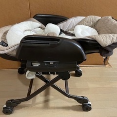 コンビ　ネムリラ　オート　ハイローチェア