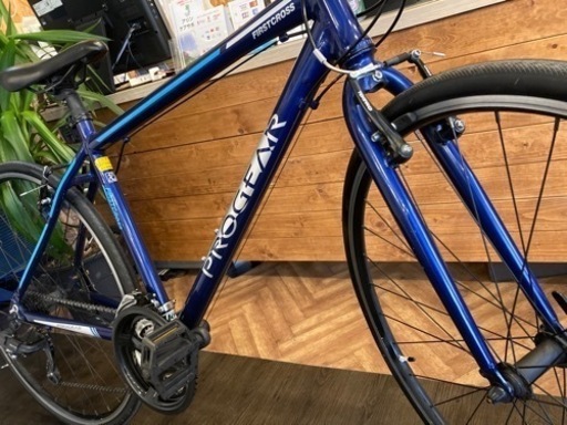 【前後タイヤ・チューブ新品！PROGEAR】3×7速　700×28cクロスバイク　ブルー