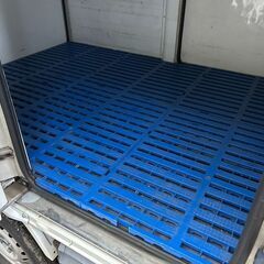 (ID5042)軽バン専門店在庫100台　軽貨物黒ナンバーリース個人・法人可能！　２４万円　日産　NT100クリッパー冷凍冷蔵車４WD　車検２年付　平成２４年式　諸経費込２９０,０００円の画像