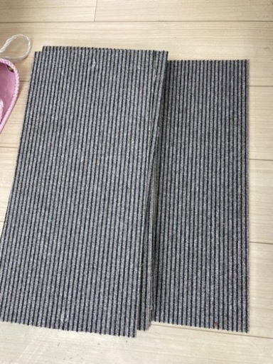 有名メーカー高級タイルカーペット（50cm）35枚