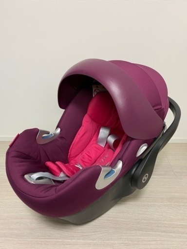 Cybex ATON Q チャイルドシート