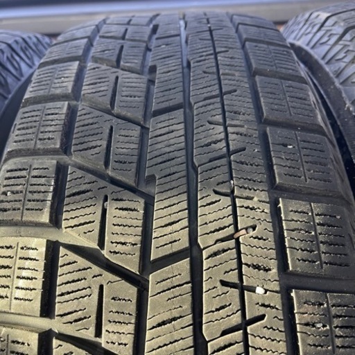 極上タイヤ　YOKOHAMA ヨコハマ　IG60 215/60R16 スタッドレス　タイヤ　2018年製　16インチ