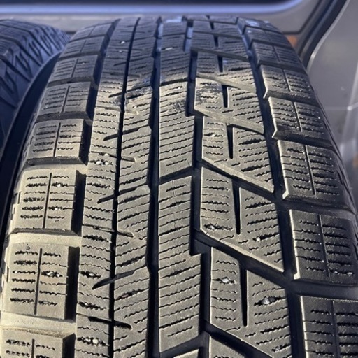 極上タイヤ　YOKOHAMA ヨコハマ　IG60 215/60R16 スタッドレス　タイヤ　2018年製　16インチ