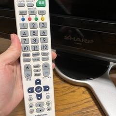 4/22 15時以降に取りに来られる方！SHARP テレビ　30インチ　2008年製の画像