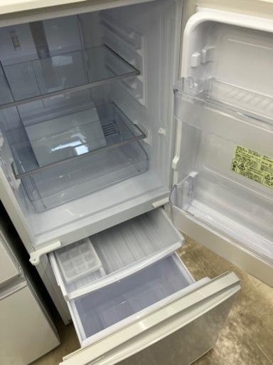SHARP?付け替えどっちもドア?冷蔵庫　7201
