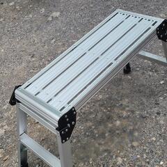 車の洗車用脚立