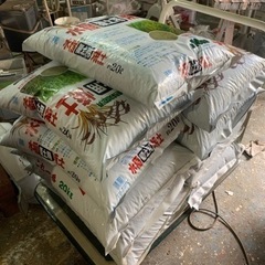 水稲培土　これ一番x8袋　焼土x5袋　