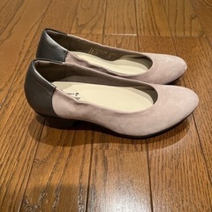 asics パンプス 22.5cmの画像