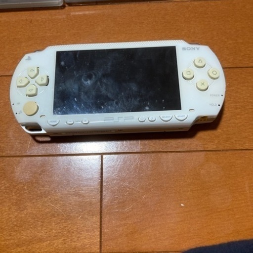 PSP 1000 ホワイト　ソフト8本セット