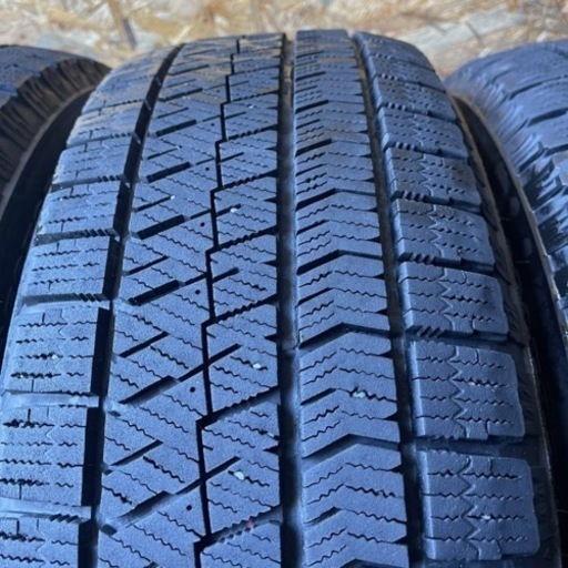 極上タイヤ　BRIDGESTONE ブリヂストン　ブリジストン　VRX2 195/65R15 スタッドレス タイヤ　2019年 202