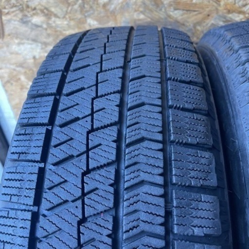 極上タイヤ　BRIDGESTONE ブリヂストン　ブリジストン　VRX2 195/65R15 スタッドレス タイヤ　2019年 202