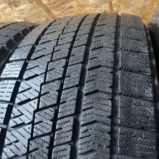 バリ山　BRIDGESTONE ブリヂストン　ブリジストン　VRX2 235/45R18 スタッドレス タイヤ　2019年製　3本　1