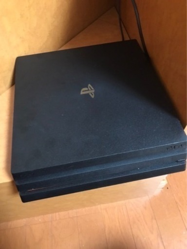 PlayStation4 pro CUH-7200B SSD換装　500GB コントローラー3個付き