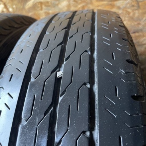 バリ山　BRIDGESTONE ブリヂストン　ブリジストン　ECOPIA R680 195/80R15 107/105L LT 夏タイ