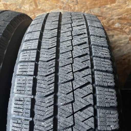 超極上タイヤ　BRIDGESTONE ブリヂストン　ブリジストン　VRX2 195/65R15 スタッドレス タイヤ　2019年製　1