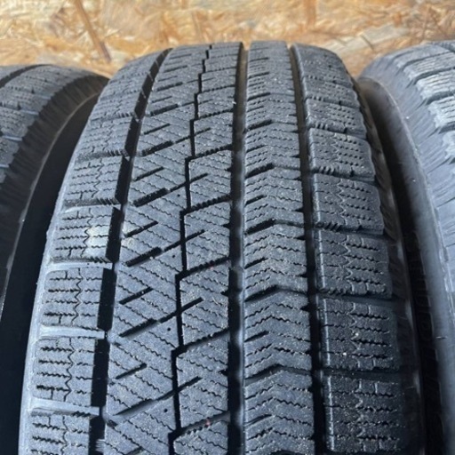 超極上タイヤ　BRIDGESTONE ブリヂストン　ブリジストン　VRX2 195/65R15 スタッドレス タイヤ　2019年製　1