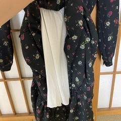 花柄ワンピースの画像