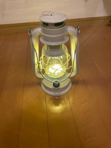 電池式ランタン新品