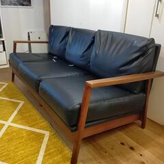 値下げしました！！ソファー３人がけ　黒　オシャレ　中古