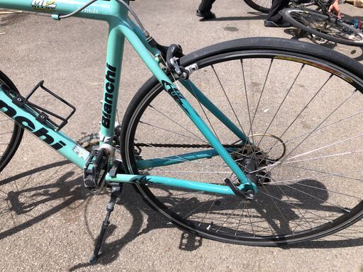 ロードバイク　Ｂｉａｎｃｈｉ　イタリア製　高級バイク　