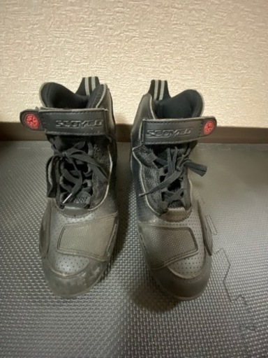 バイクブーツ、ウインタージャケット、メッシュパンツ