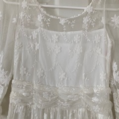 前撮り用ウェディングドレスの画像