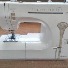 《決まりました》家庭用ミシン singer