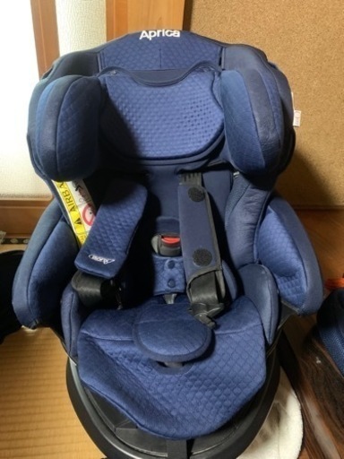出産前準備に☆アップリカチャイルドシート＆西川ベビー布団＆産前産後グッズ