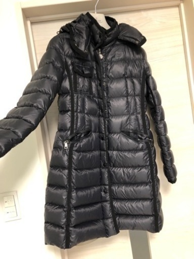 美品　モンクレール　エルミンヌ