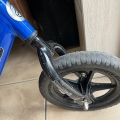 ストライダー青の画像