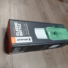 スタンレー　クラシックボトル　水筒　新品未使用の画像