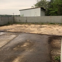 雑草防止。真砂土で固めてください